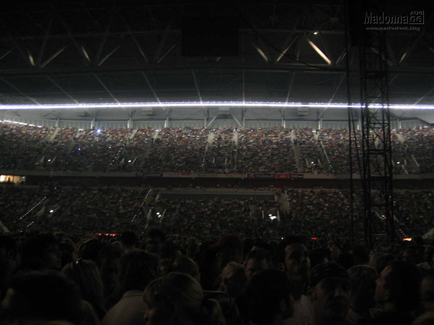 060818-21_ddorf_madonna_mk107