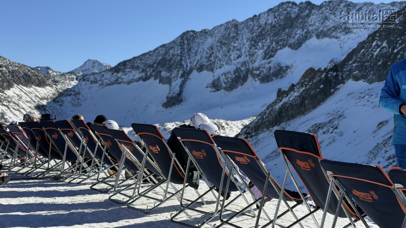 20251108-10_skiing_stubaital_mk067